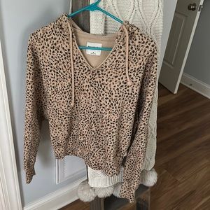 Abercrombie & Fitch cropped hoodie